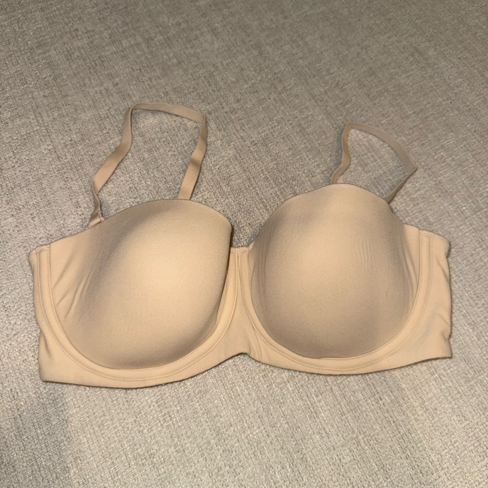 SKIMS Fits Everybody Strapless Bra